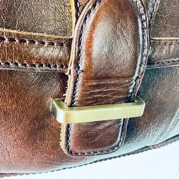 BAG Cobbler Legend Leather  Crossbody Bag brown Single Tab Zip Closure - Picture 13 of 16